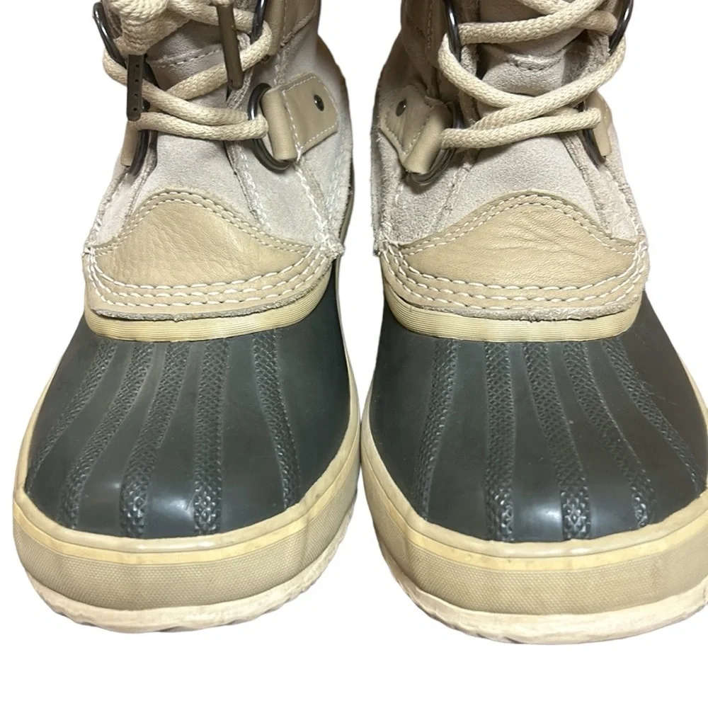 Sorel‎ Joan of Arctic Boots Women’s 7 Waterproof Warm Winter Outdoors in Oatmeal